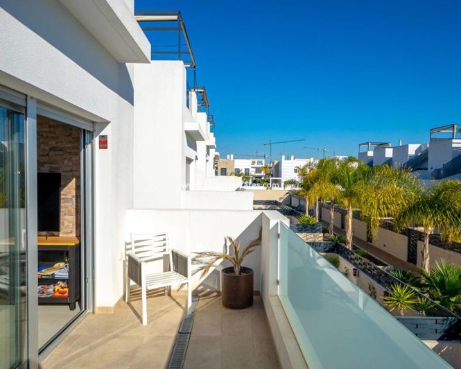 Image No.15-2 Bed Apartment for sale