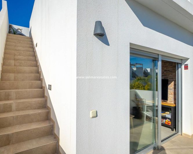 Image No.16-2 Bed Apartment for sale