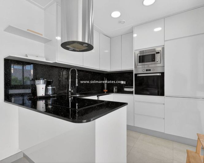 Image No.7-2 Bed Apartment for sale