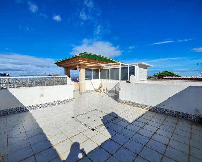 Image No.25-1 Bed Apartment for sale