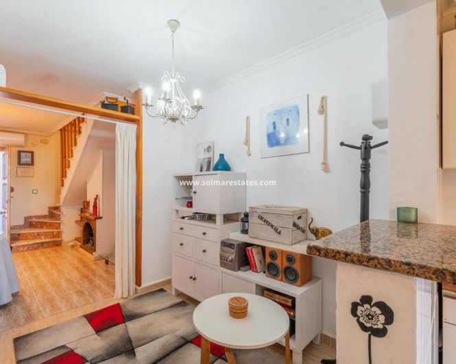 Image No.14-2 Bed Townhouse for sale