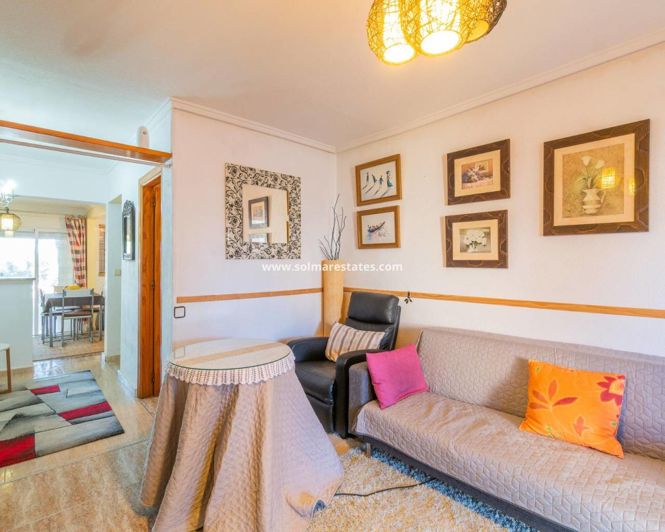 Image No.15-2 Bed Townhouse for sale