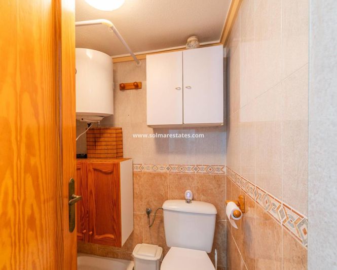 Image No.16-2 Bed Townhouse for sale