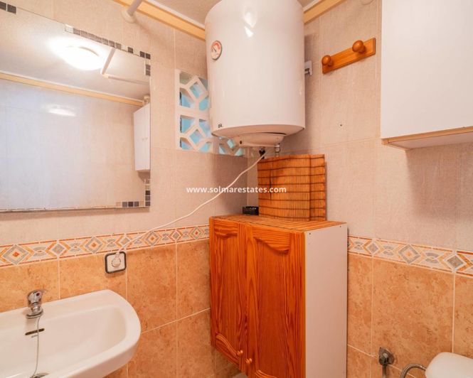 Image No.17-2 Bed Townhouse for sale