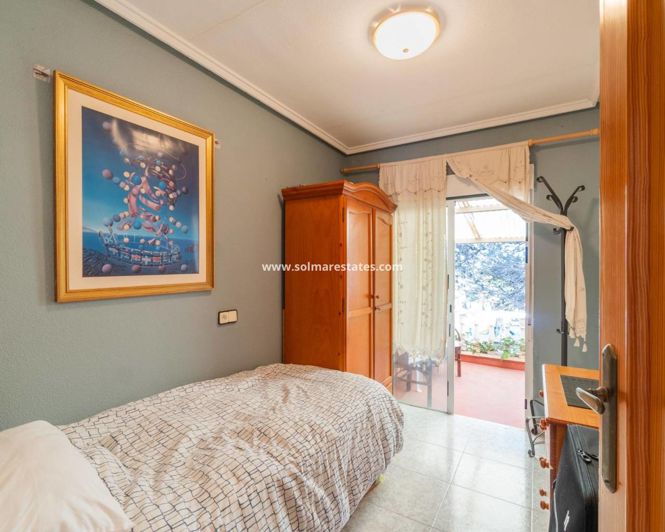 Image No.23-2 Bed Townhouse for sale