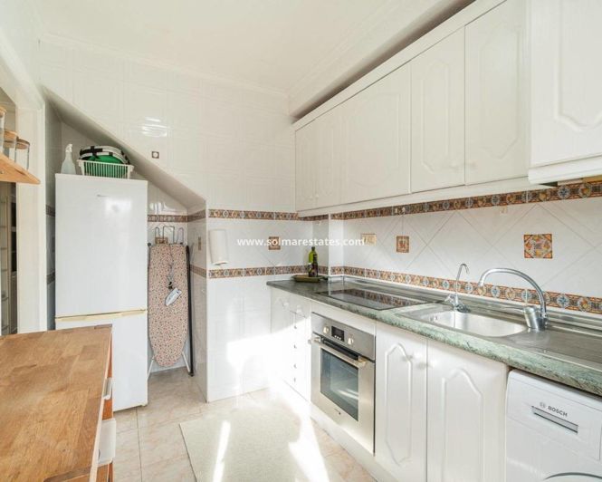 Image No.14-2 Bed House for sale