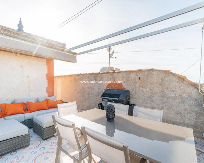 Image No.28-2 Bed House for sale