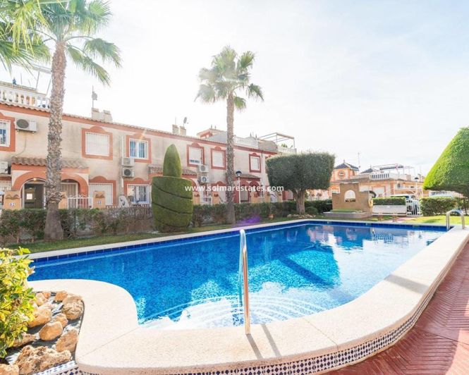 Image No.32-2 Bed House for sale