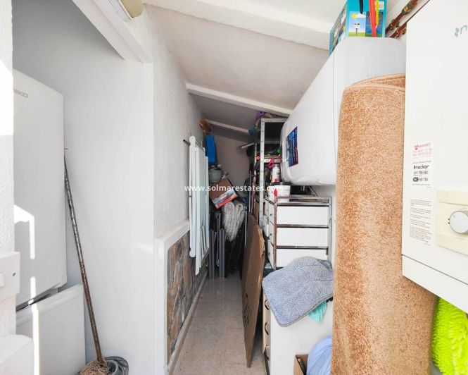 Image No.17-2 Bed House for sale