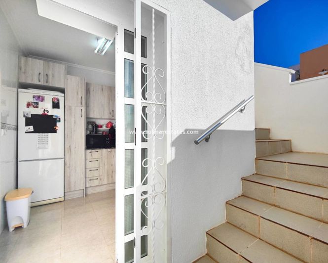 Image No.19-2 Bed House for sale