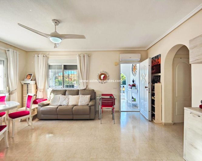 Image No.31-2 Bed House for sale