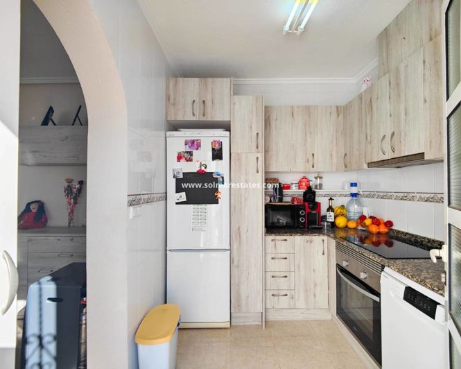 Image No.35-2 Bed House for sale