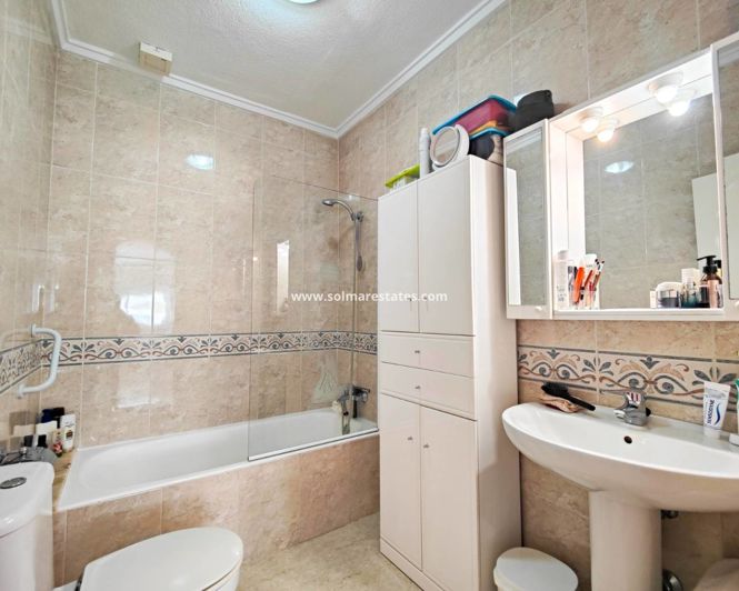 Image No.39-2 Bed House for sale