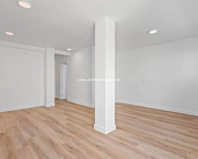 Image No.23-3 Bed House for sale