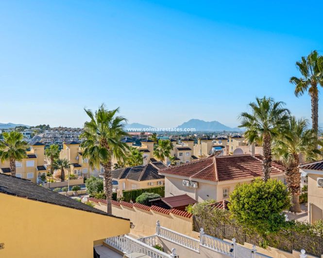 Image No.34-3 Bed House for sale