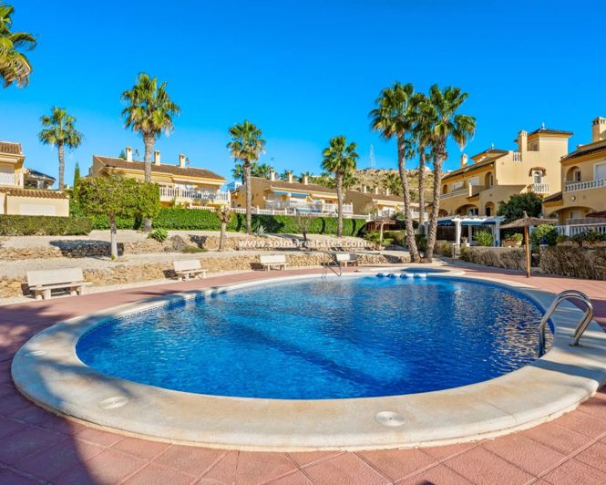 Image No.35-3 Bed House for sale