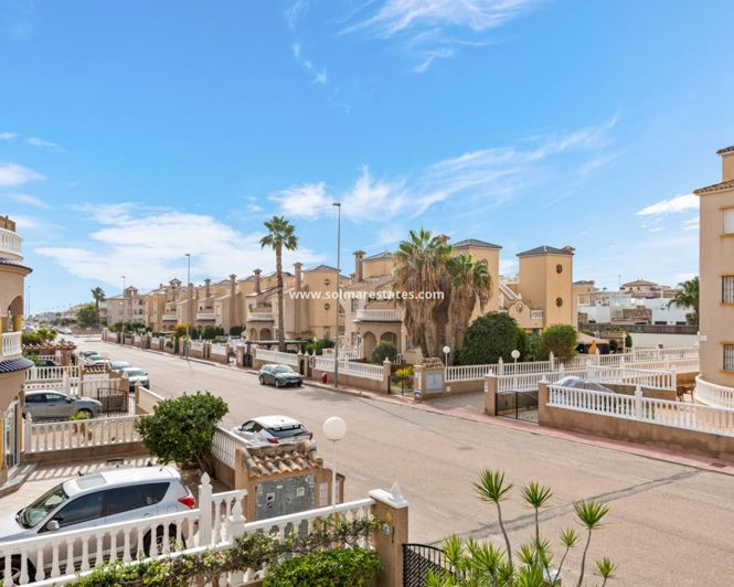 Image No.18-2 Bed Apartment for sale