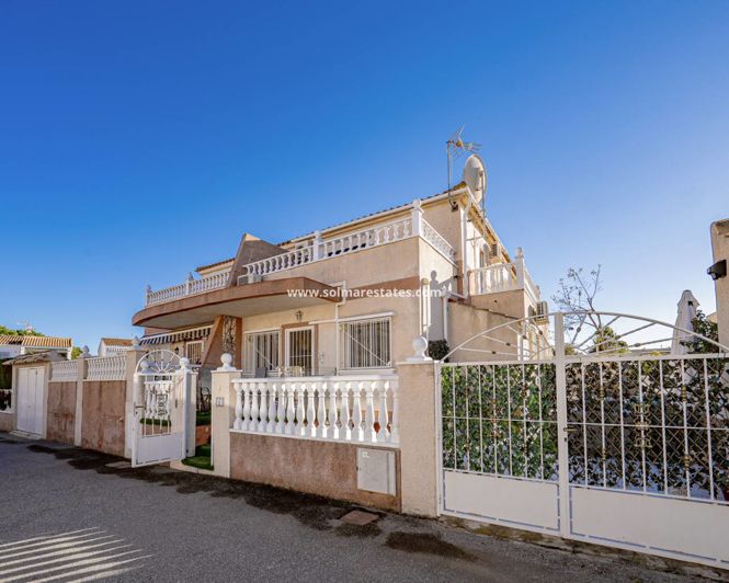 Image No.42-3 Bed Quad for sale