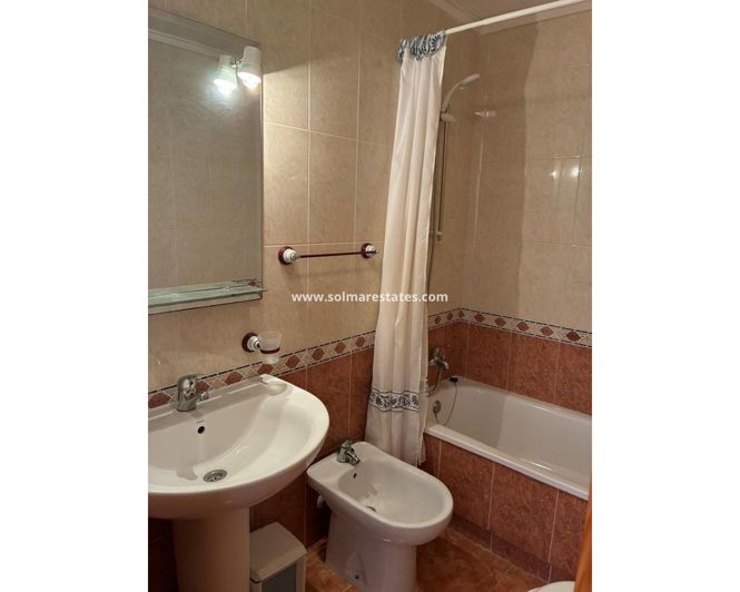 Image No.20-2 Bed Apartment for sale