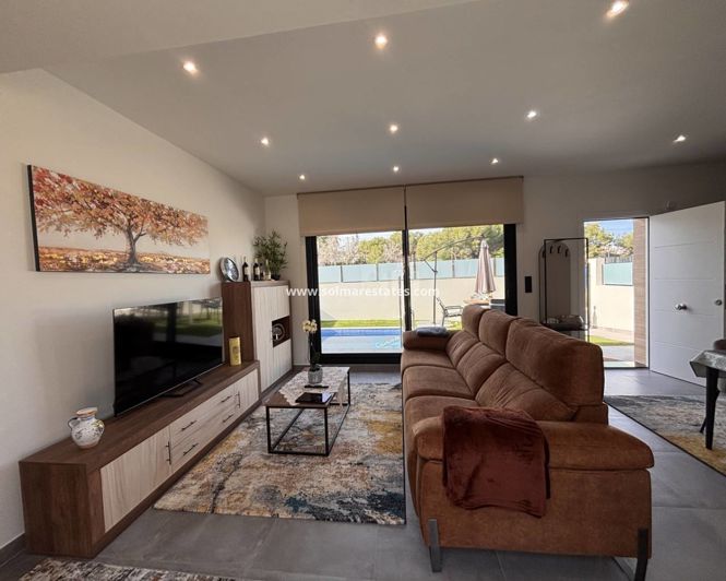 Image No.11-Villa de 2 chambres à vendre à Villamartin