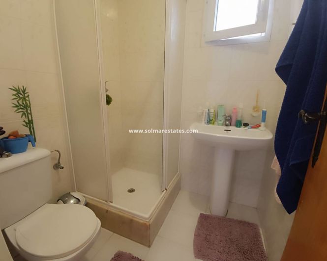 Image No.8-2 Bed Bungalow for sale