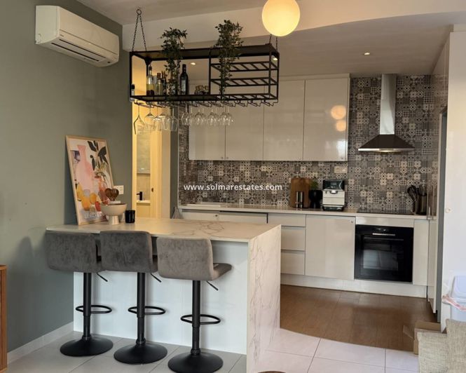 Image No.3-3 Bed Villa for sale