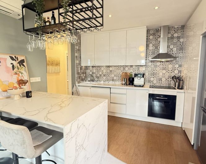 Image No.7-3 Bed Villa for sale