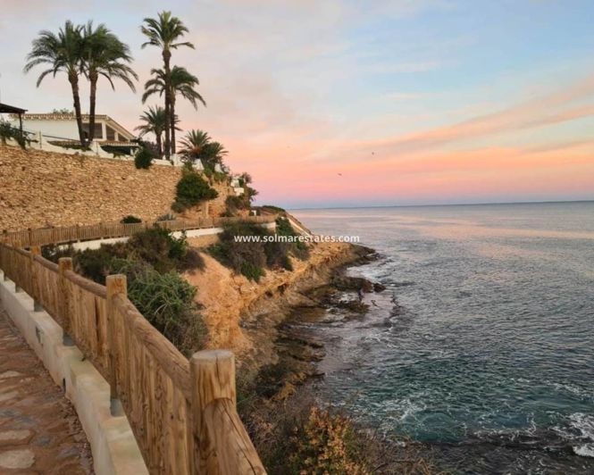 Image No.31-2 Bed Apartment for sale