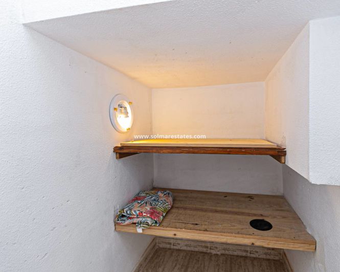 Image No.16-2 Bed House for sale