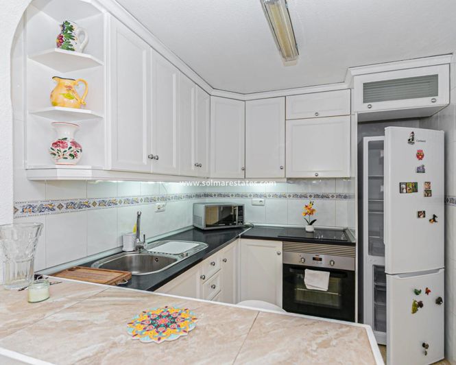 Image No.9-2 Bed House for sale