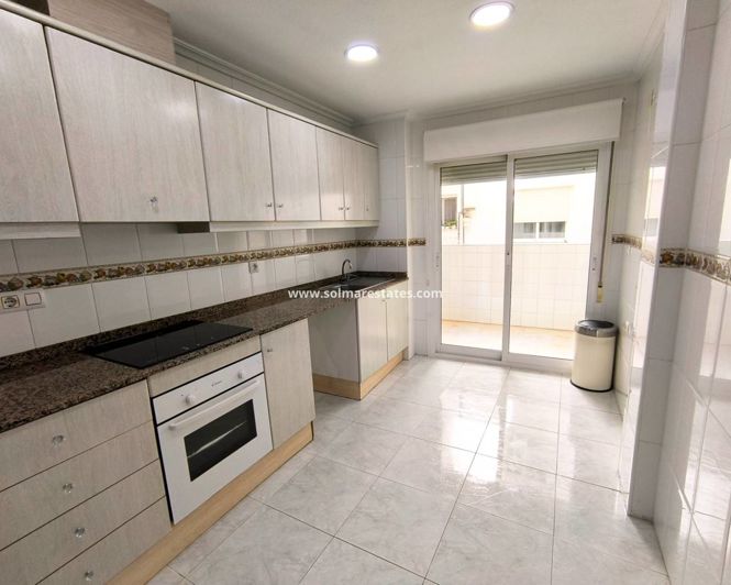 Image No.4-3 Bed Apartment for sale