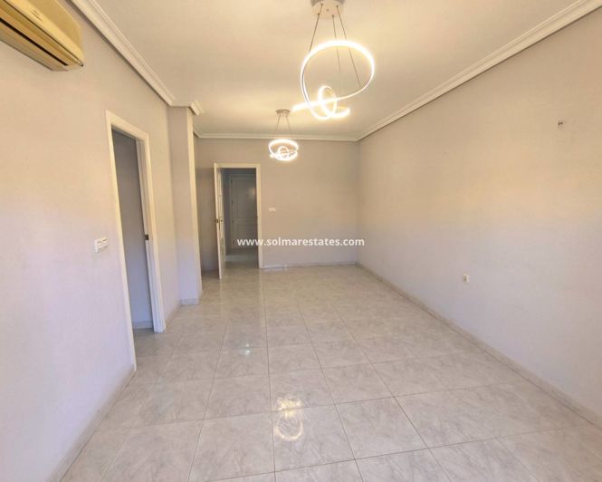 Image No.7-3 Bed Apartment for sale