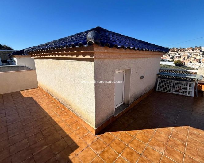 Image No.22-2 Bed Apartment for sale