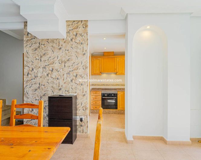 Image No.10-2 Bed Townhouse for sale