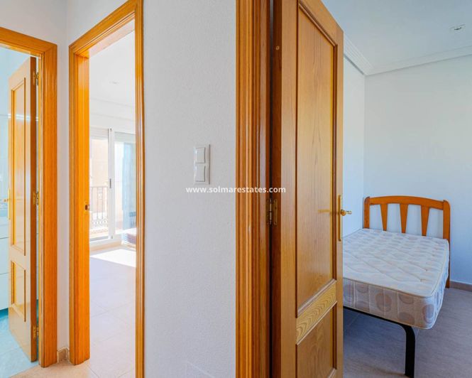 Image No.17-2 Bed Townhouse for sale