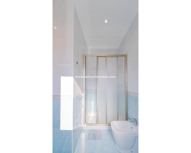 Image No.28-2 Bed Townhouse for sale