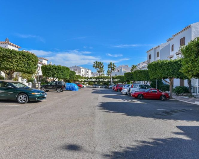 Image No.25-2 Bed Apartment for sale