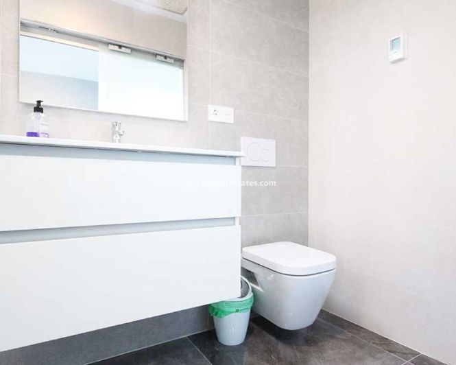 Image No.16-2 Bed Apartment for sale