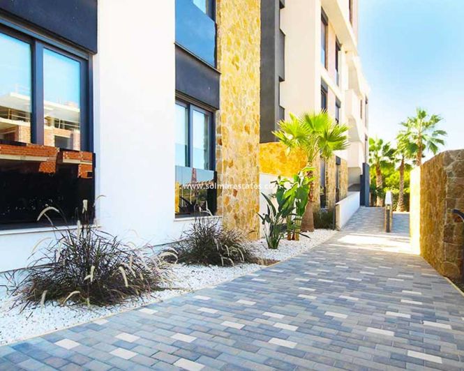 Image No.25-2 Bed Apartment for sale