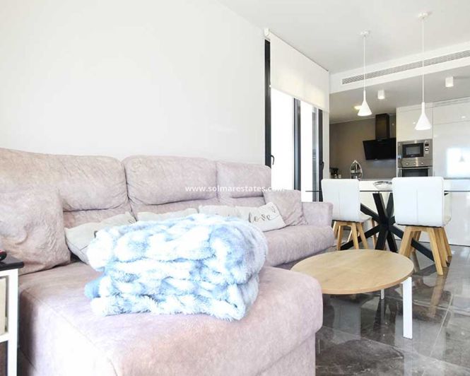 Image No.4-2 Bed Apartment for sale