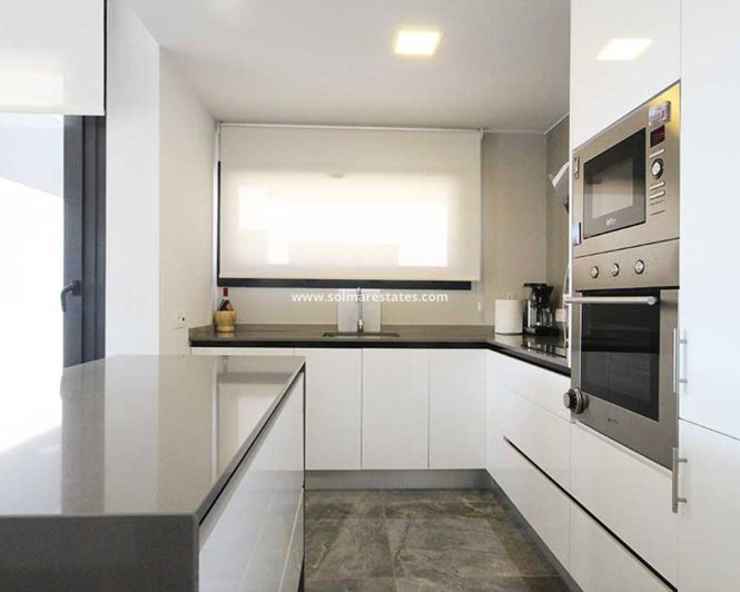 Image No.9-2 Bed Apartment for sale