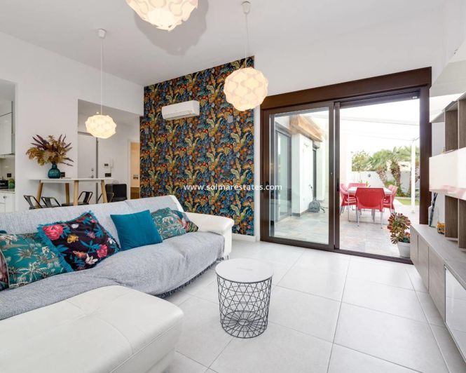 Image No.10-2 Bed Townhouse for sale