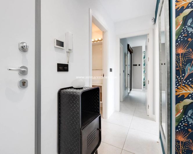 Image No.29-2 Bed Townhouse for sale