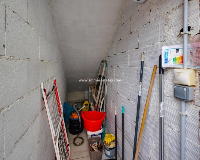 Image No.32-2 Bed Townhouse for sale