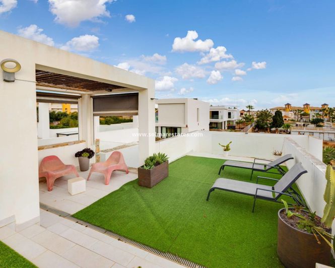 Image No.34-2 Bed Townhouse for sale