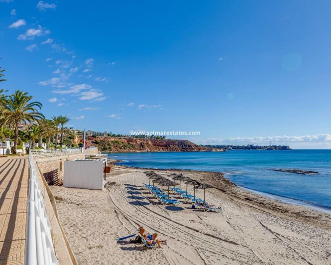 Image No.47-2 Bed Townhouse for sale