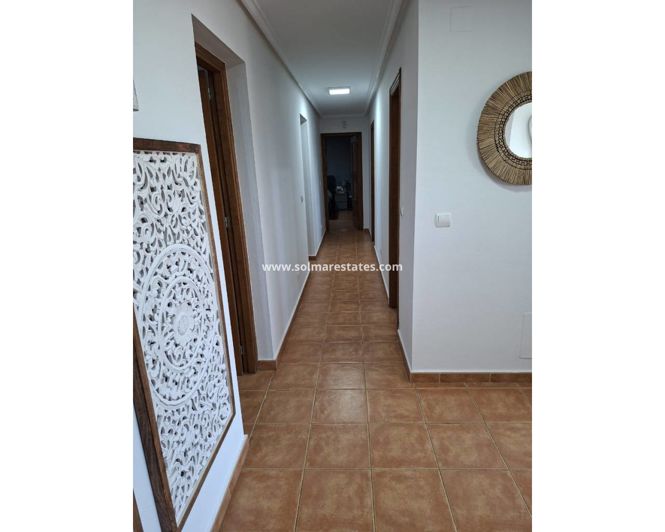 Image No.25-5 Bed Villa for sale