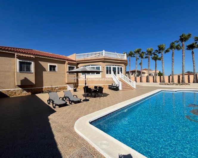 Image No.45-5 Bed Villa for sale