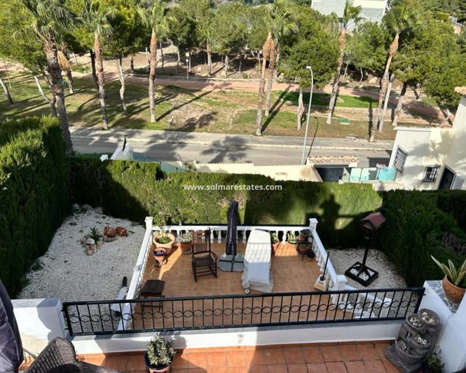 Image No.20-3 Bed House for sale