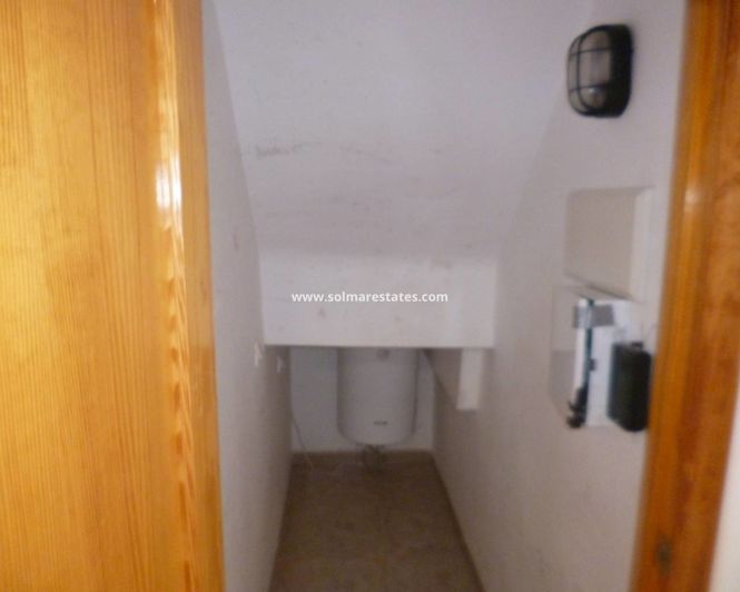 Image No.25-3 Bed House for sale